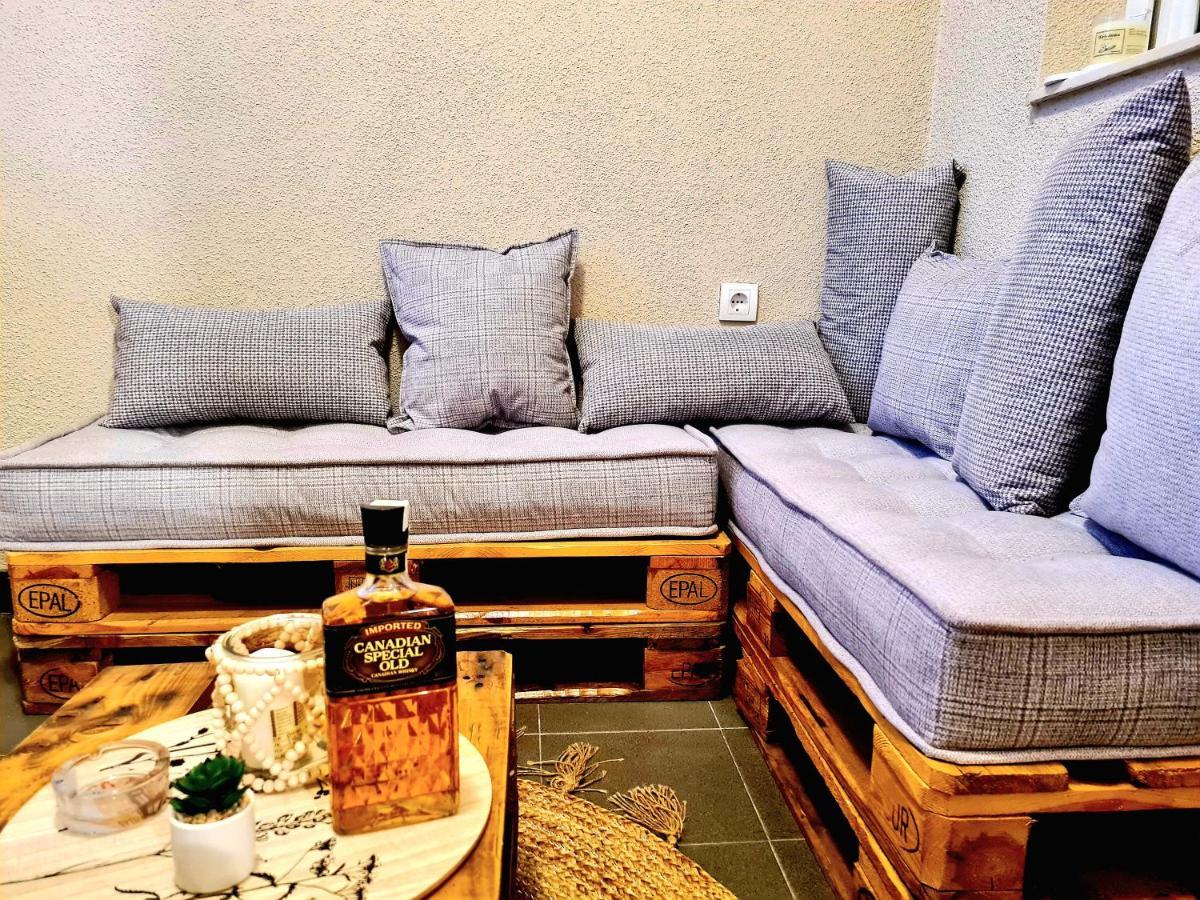Sky City View Apartment & Big Terrace Belgrade Extérieur photo